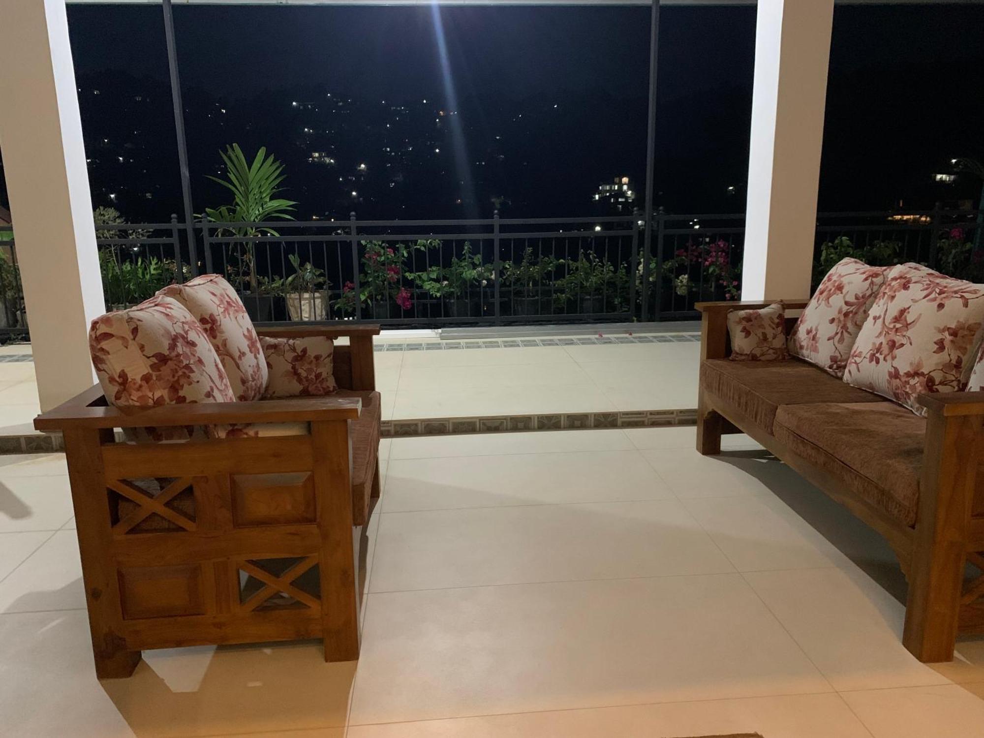 Luxury Apartment The Walkers Nest 康提 外观 照片