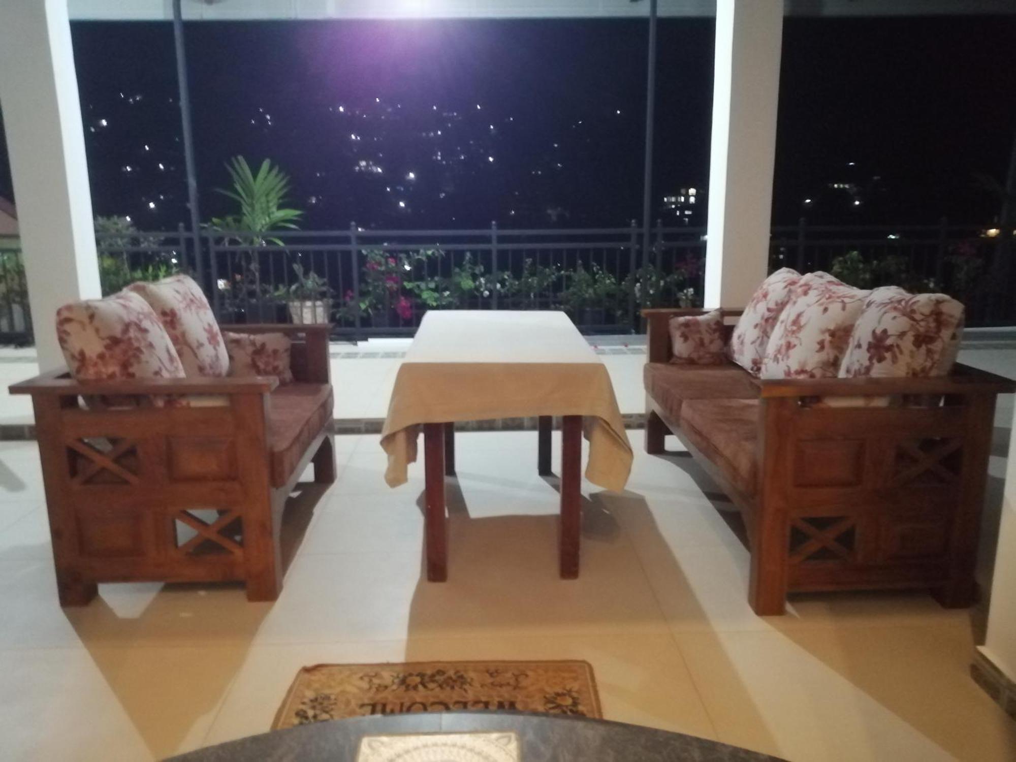 Luxury Apartment The Walkers Nest 康提 外观 照片